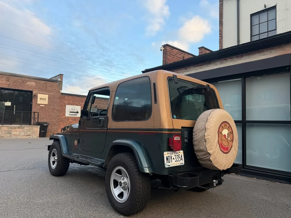 1993 Jeep YJ Wrangler - Image 5 of 20