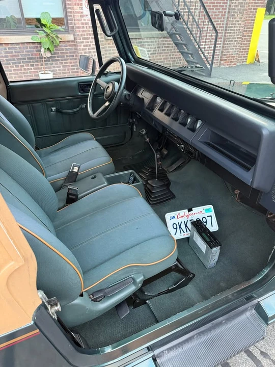 1993 Jeep YJ Wrangler - Image 11 of 20