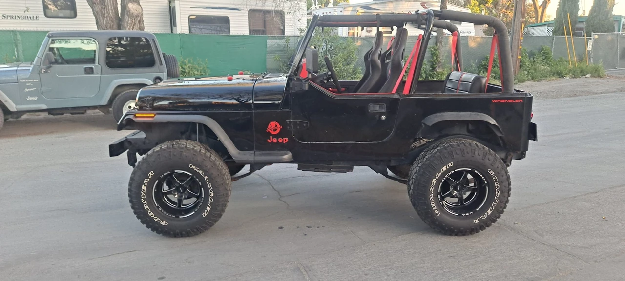 1993 Jeep YJ Wrangler - Image 11 of 31