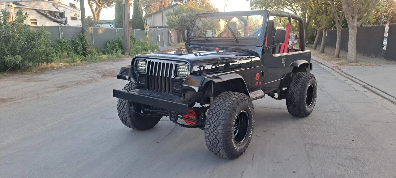 1993 Jeep YJ Wrangler - Image 10 of 31