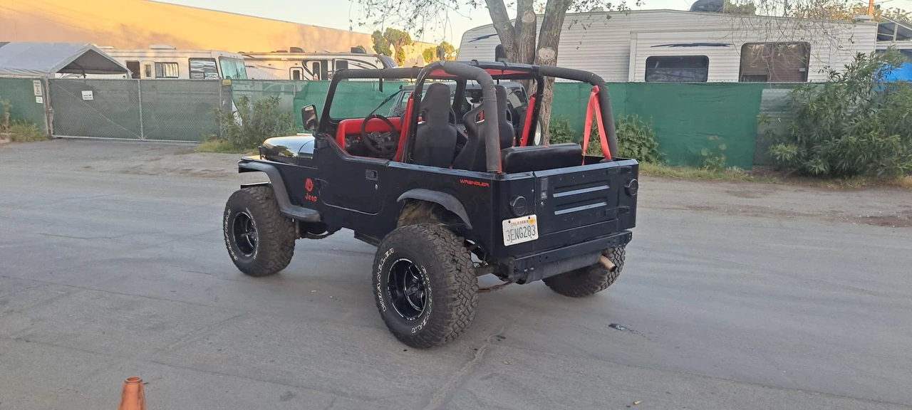 1993 Jeep YJ Wrangler - Image 12 of 31