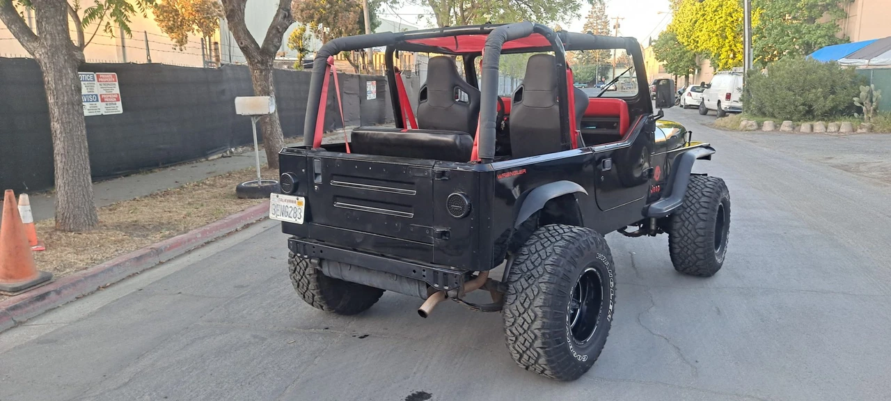 1993 Jeep YJ Wrangler - Image 15 of 31