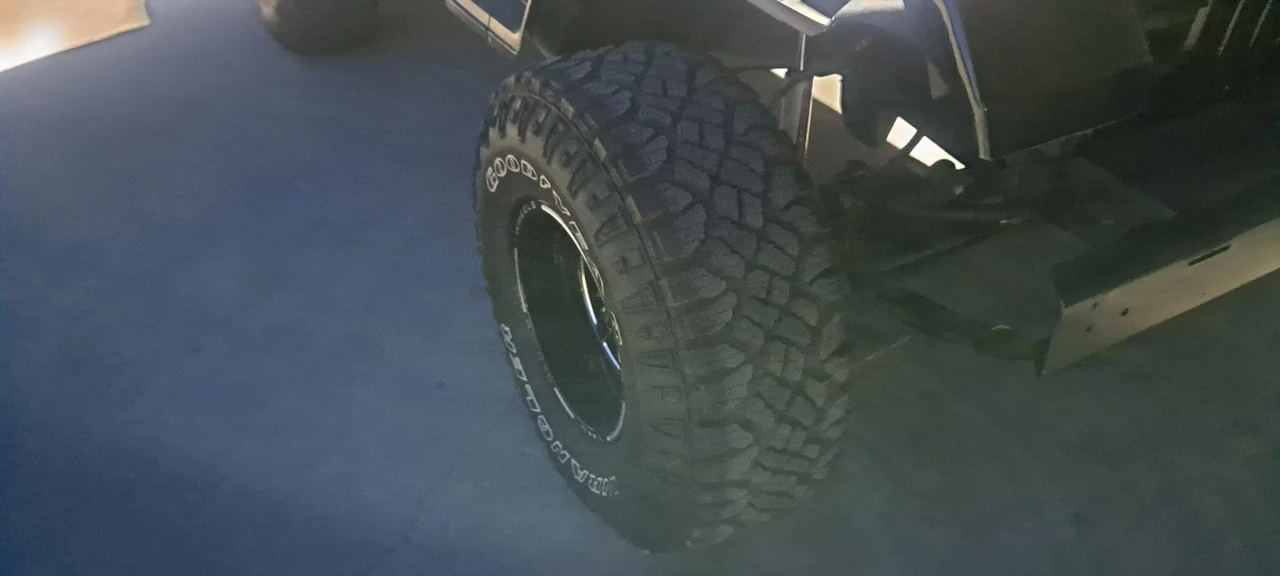 1993 Jeep YJ Wrangler - Image 27 of 31