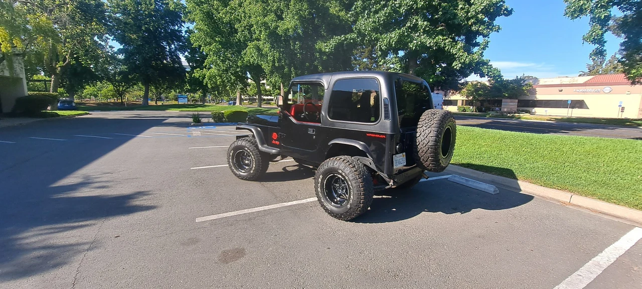 1993 Jeep YJ Wrangler - Image 5 of 31