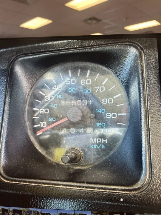 1993 Jeep YJ Wrangler - Image 6 of 7