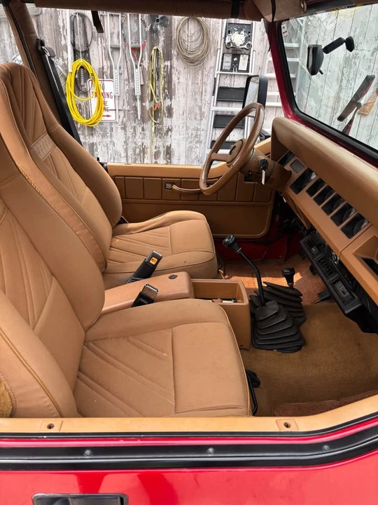 1993 Jeep YJ Wrangler - Image 6 of 13