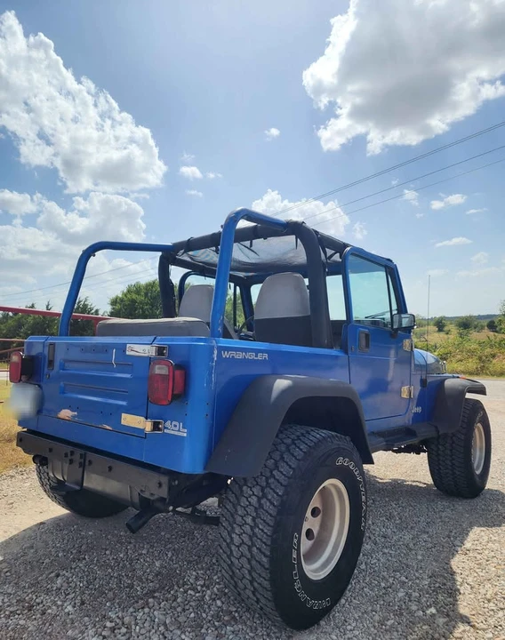 1993 Jeep YJ Wrangler - Image 3 of 13