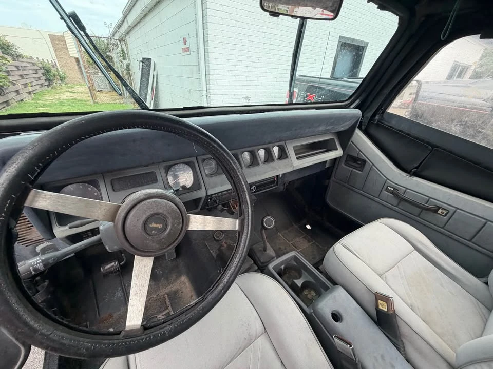 1993 Jeep YJ Wrangler - Image 7 of 10