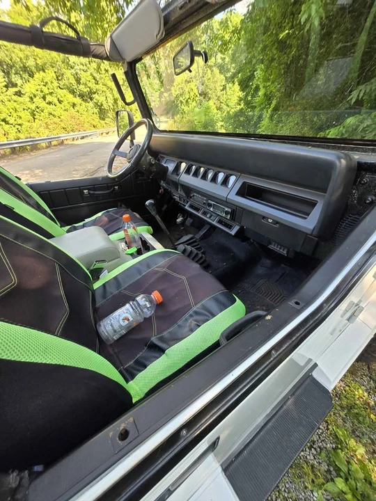 1993 Jeep YJ Wrangler - Image 3 of 5