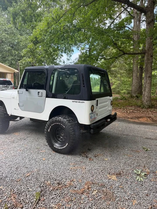 1993 Jeep YJ Wrangler - Image 6 of 12