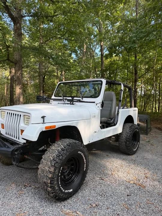 1993 Jeep YJ Wrangler - Image 5 of 12