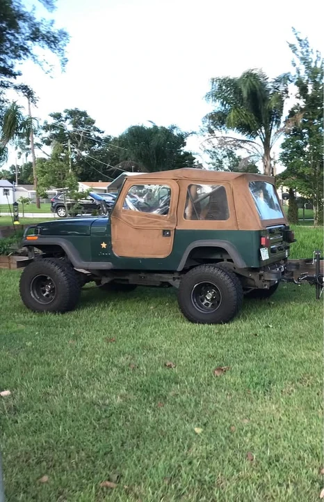1993 Jeep YJ Wrangler - Image 3 of 3