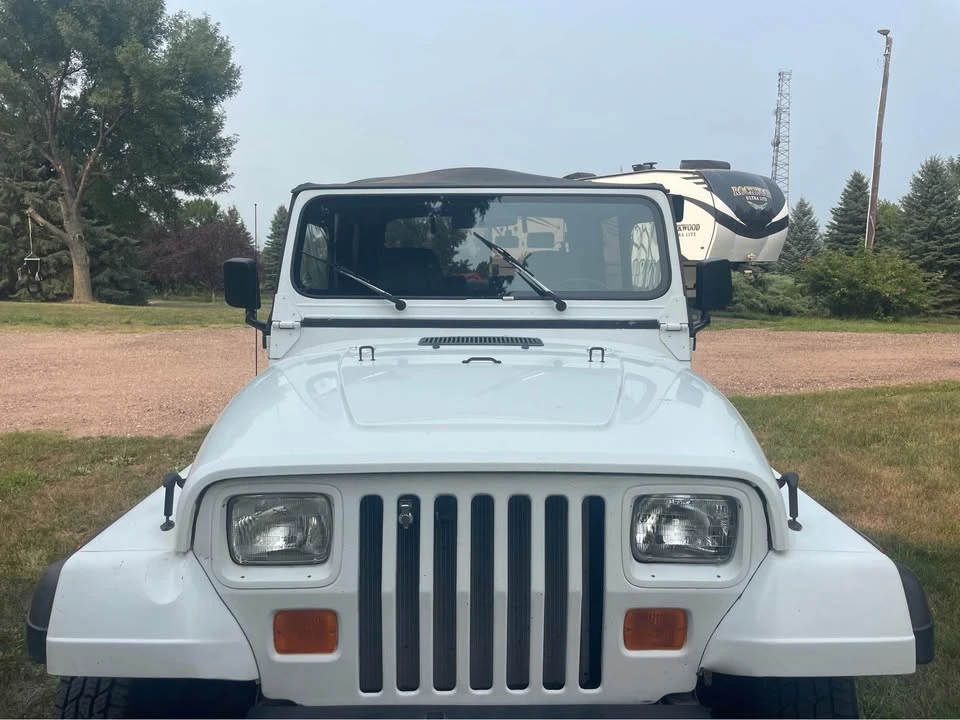 1993 Jeep YJ Wrangler - Image 3 of 8