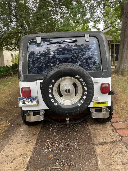 1993 Jeep YJ Wrangler - Image 4 of 10