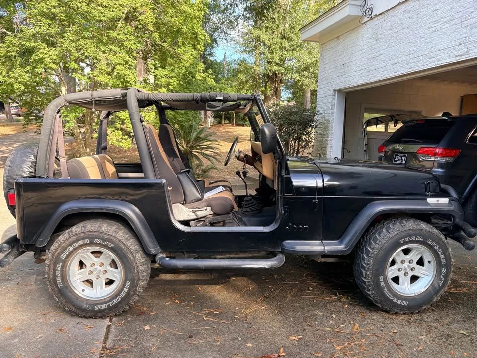 1993 Jeep YJ Wrangler - Image 9 of 12