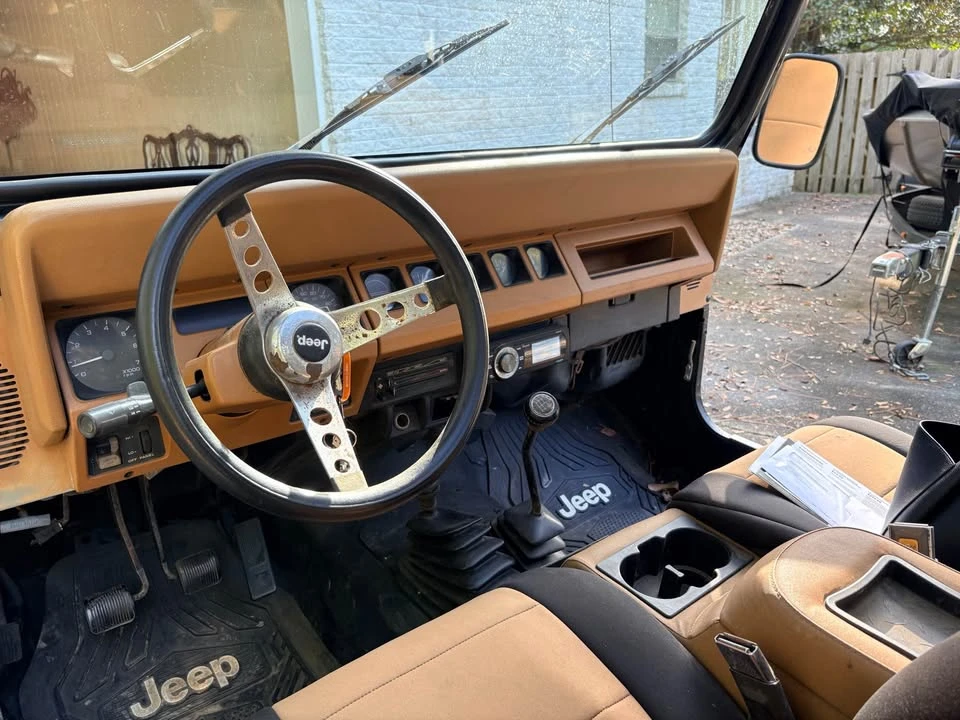 1993 Jeep YJ Wrangler - Image 11 of 12