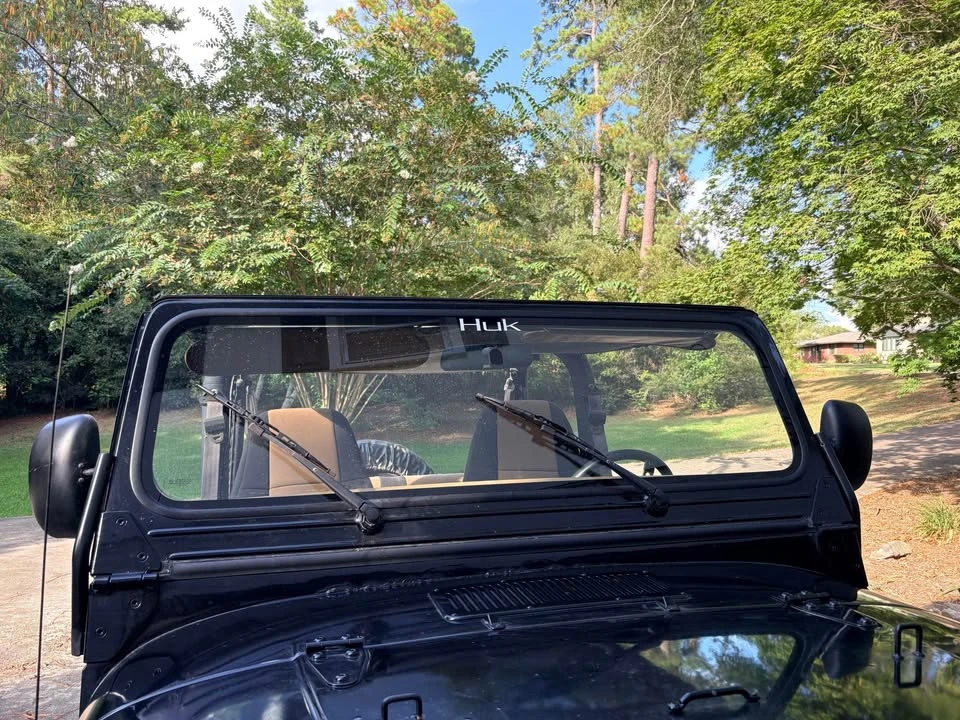 1993 Jeep YJ Wrangler - Image 8 of 12