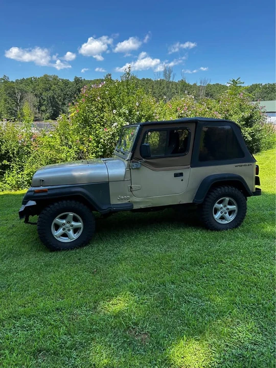 1993 Jeep YJ Wrangler - Image 3 of 15