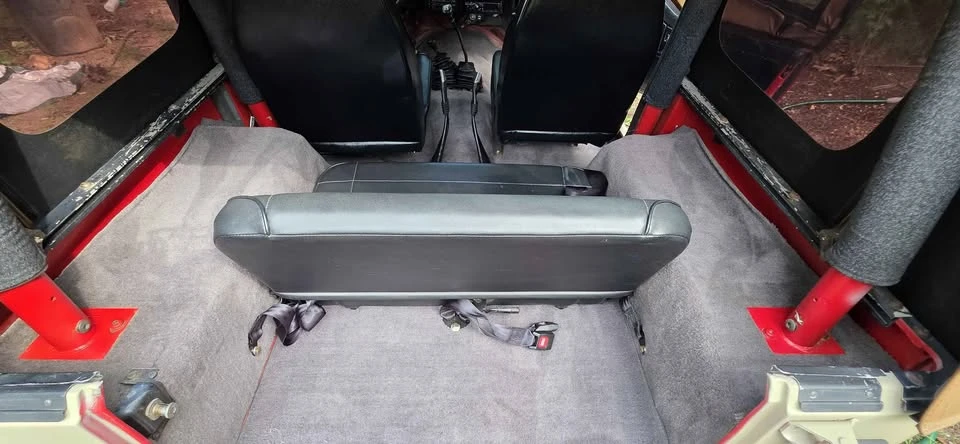 1993 Jeep YJ Wrangler - Image 6 of 9