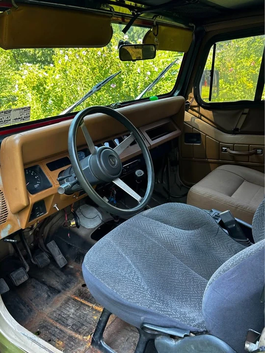 1993 Jeep YJ Wrangler - Image 6 of 15