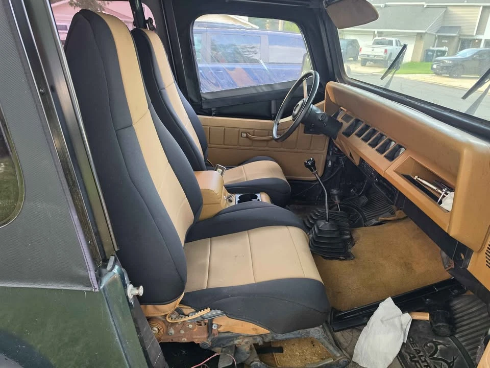 1993 Jeep YJ Wrangler - Image 5 of 6