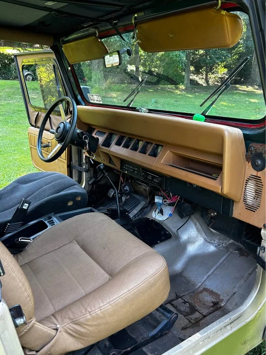 1993 Jeep YJ Wrangler - Image 7 of 15