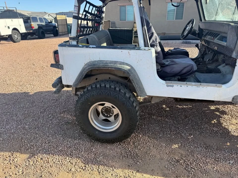 1993 Jeep YJ Wrangler - Image 3 of 4