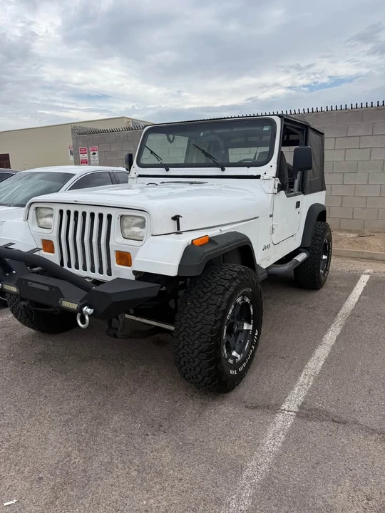 1993 Jeep YJ Wrangler - Image 3 of 4