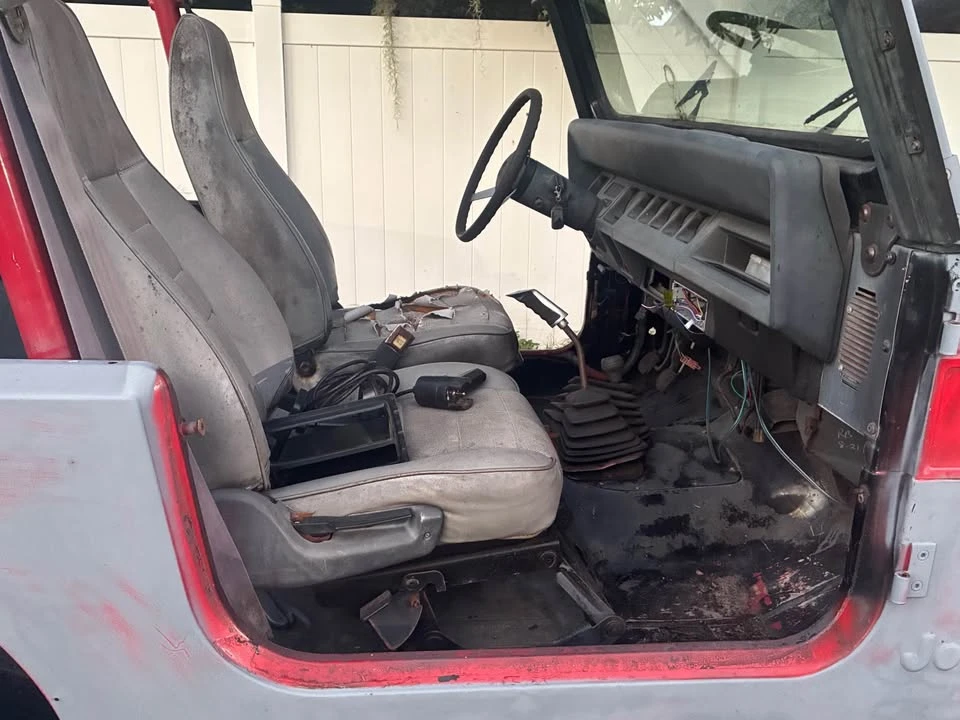 1993 Jeep YJ Wrangler - Image 6 of 9