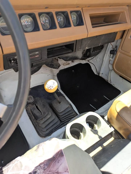 1993 Jeep YJ Wrangler - Image 2 of 4