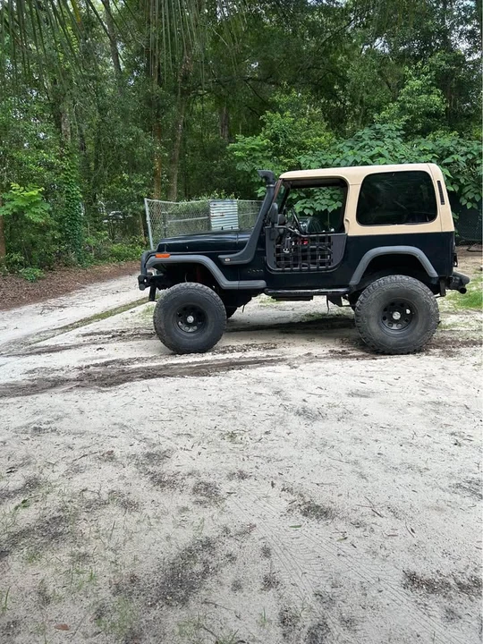 1993 Jeep YJ Wrangler - Image 2 of 10