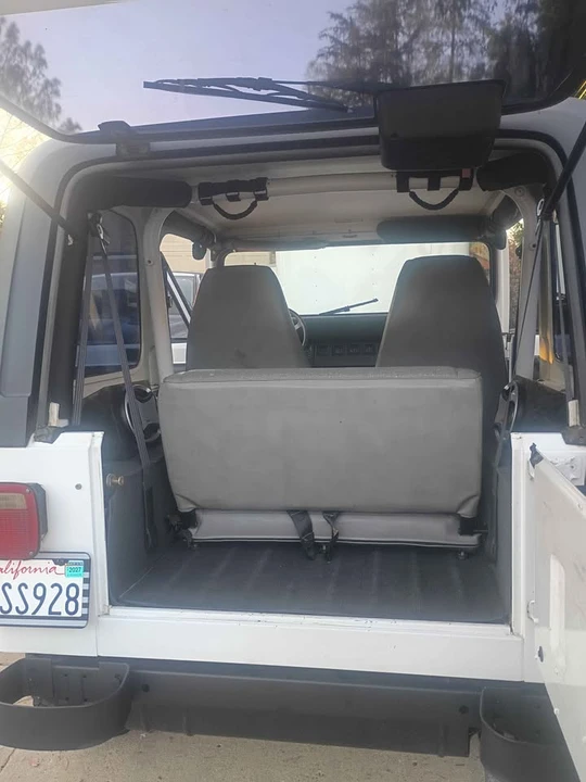 1993 Jeep YJ Wrangler - Image 13 of 13