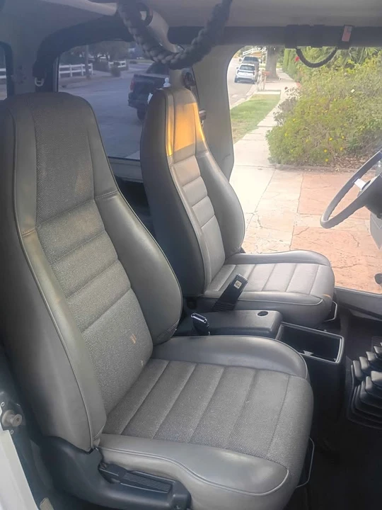 1993 Jeep YJ Wrangler - Image 9 of 13