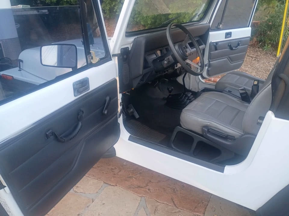1993 Jeep YJ Wrangler - Image 7 of 13