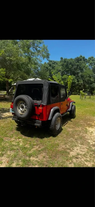 1993 Jeep YJ Wrangler - Image 5 of 10