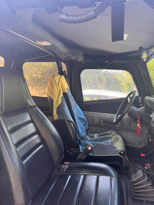 1993 Jeep YJ Wrangler - Image 6 of 11