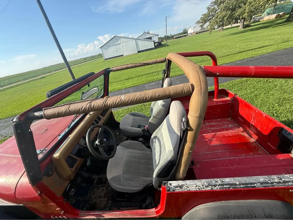 1993 Jeep YJ Wrangler - Image 2 of 10