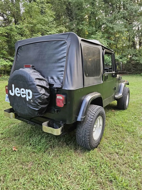 1993 Jeep YJ Wrangler - Image 12 of 20