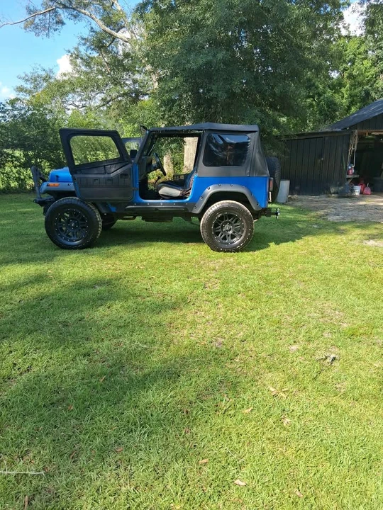 1993 Jeep YJ Wrangler - Image 6 of 6