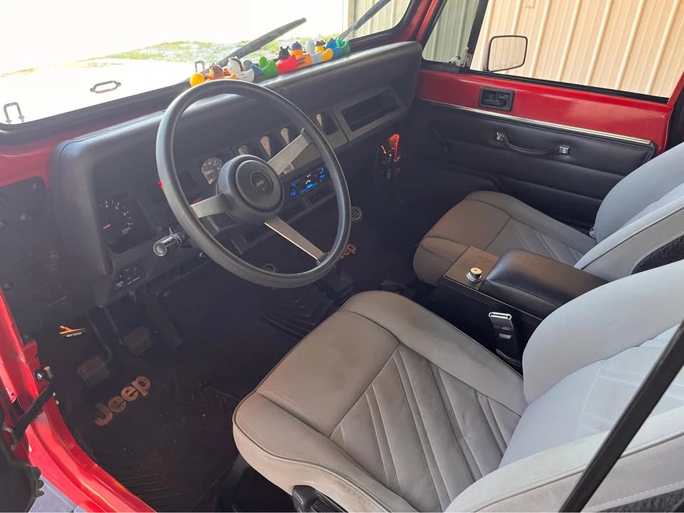 1993 Jeep YJ Wrangler - Image 6 of 9