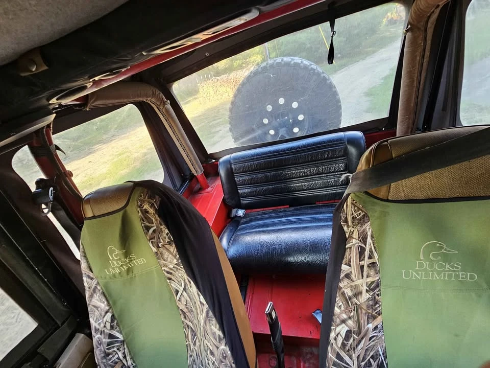 1993 Jeep YJ Wrangler - Image 4 of 11