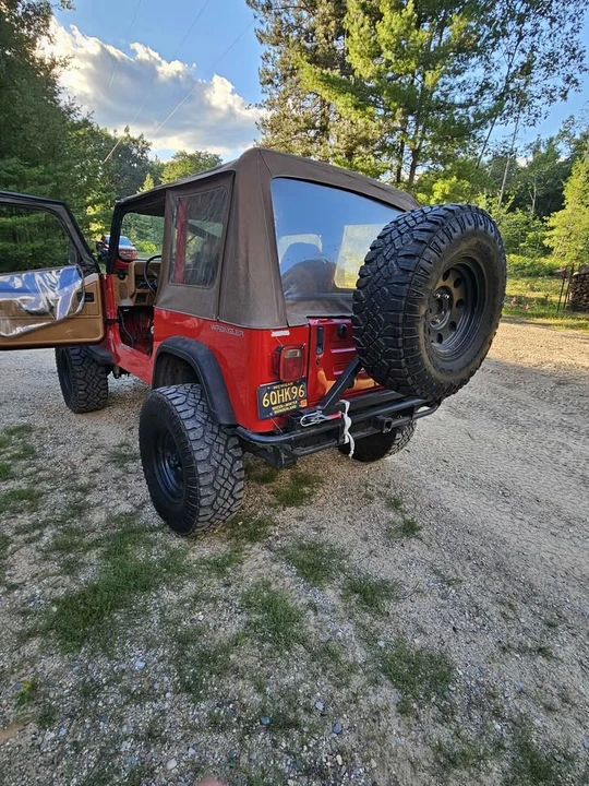 1993 Jeep YJ Wrangler - Image 8 of 11