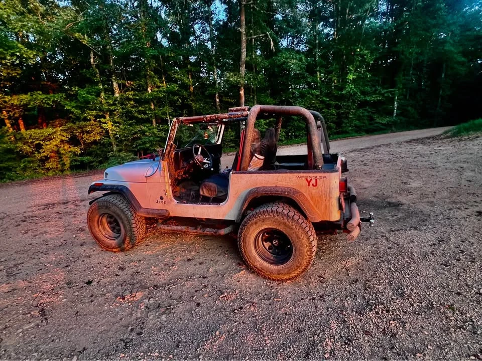 1993 Jeep YJ Wrangler - Image 4 of 19
