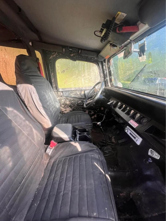 1993 Jeep YJ Wrangler - Image 18 of 19