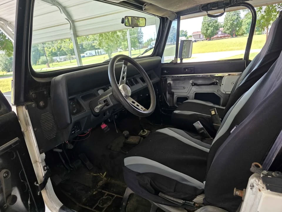 1993 Jeep YJ Wrangler - Image 5 of 7