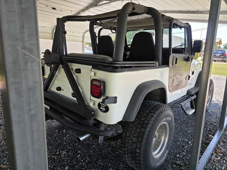1993 Jeep YJ Wrangler - Image 4 of 7