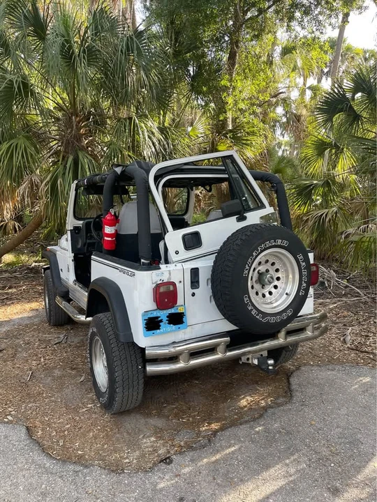 1993 Jeep YJ Wrangler - Image 7 of 7