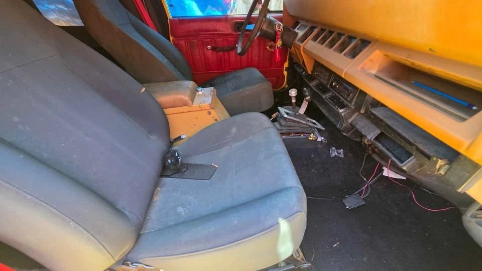 1993 Jeep YJ Wrangler - Image 16 of 16