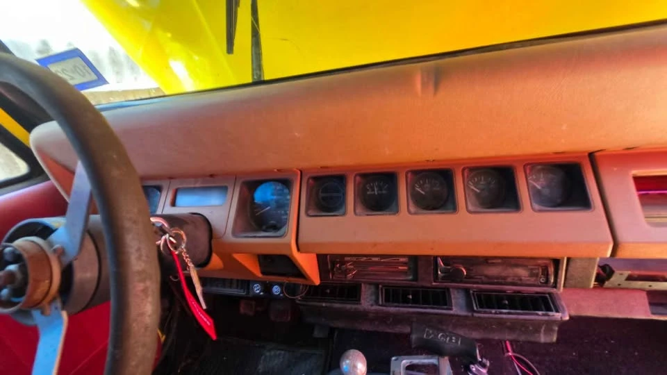 1993 Jeep YJ Wrangler - Image 13 of 16