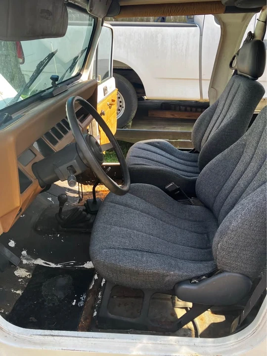 1993 Jeep YJ Wrangler - Image 7 of 10